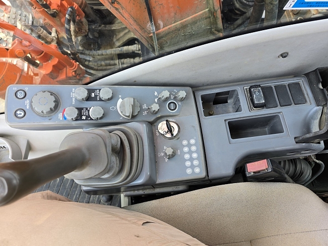 日立建機 ZX120-6 | 兵庫県の油圧ショベル(ユンボ) | BIGLEMON 日立建機 ZX120-6 | 兵庫県の油圧ショベル(ユンボ) | BIGLEMON