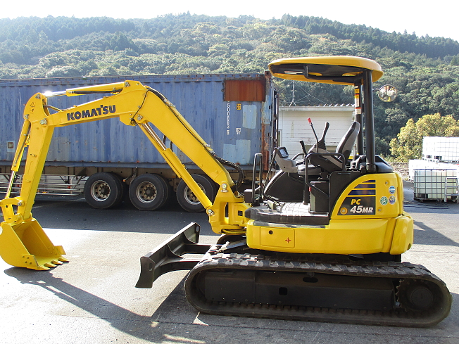 KOMATSU　コマツ　PC45　ミニパワーショベル コマツ ミニショベル / PC45MR-1 – JIKO TRADING