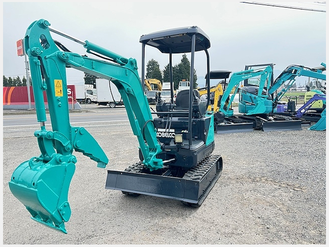 ミニユンボ SK13SR コベルコ 税込￥1,595,000-【店頭引取限定】【寄楽屋 きらくや 成田本店】 ミニユンボ SK13SR コベルコ 税込￥1,595,000-【店頭引取限定】【寄