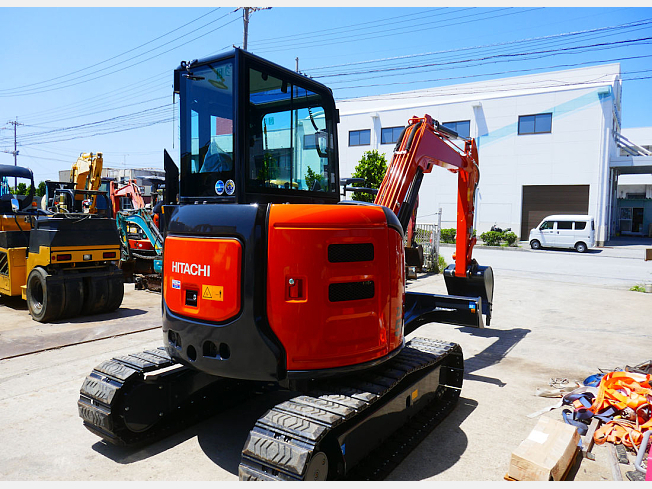 日立建機 ZX50U-5B | 兵庫県のミニ油圧ショベル(ミニユンボ