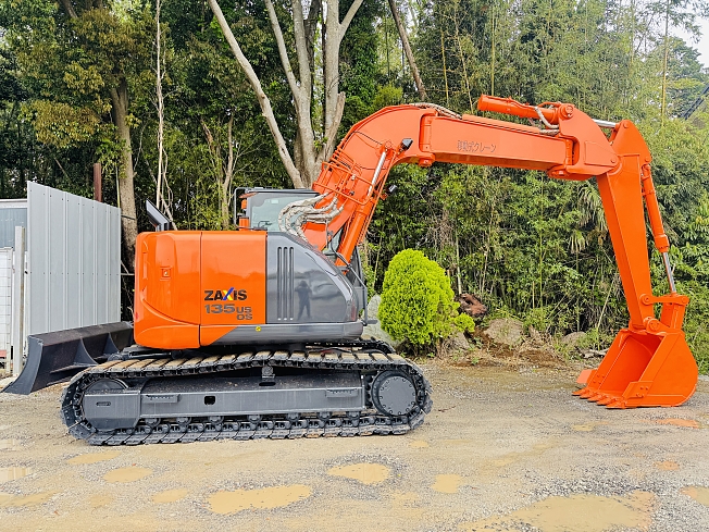 日立建機 ZX135USOS-5B | 千葉県の油圧ショベル(ユンボ