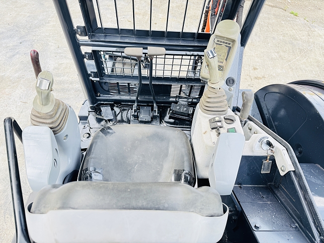 HITACHI ZX40U-5A (Mini excavators) at Chiba, Japan | Buy