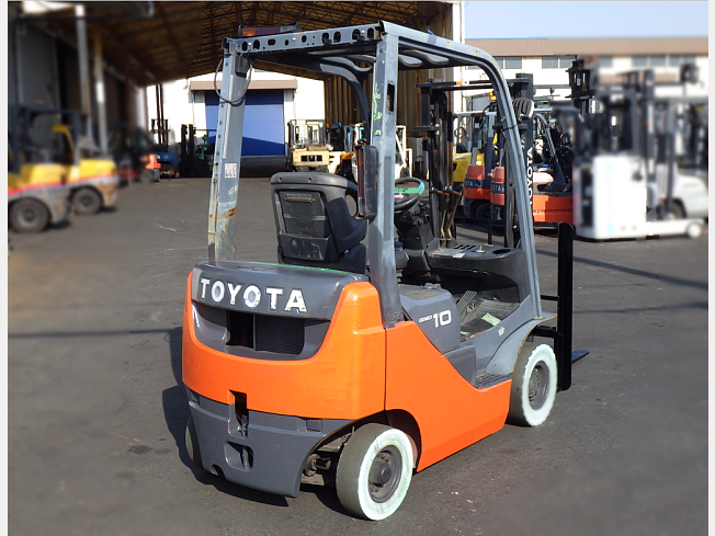 トヨタ フォークリフト 2FGL7 700kg 少し訳あり