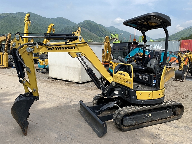 大阪】 ミニユンボ 油圧ショベル ヤンマー クボタ ディーゼル 倍速