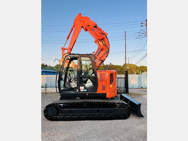 日立建機 ZX135USOS-5B | 千葉県の油圧ショベル(ユンボ