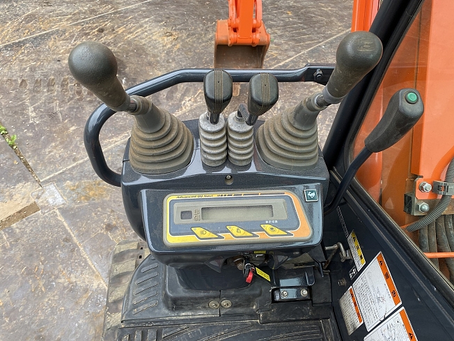 初代ルビコン　15ポンド 日立建機 ZX160LC-3 | 千葉県の油圧ショベル(ユンボ) | BIGLEMON