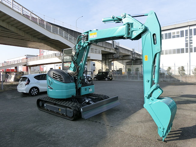 【国産】 コベルコ建機 熊本県のミニ油圧ショベル(ミニユンボ | SK50UR-6E 邦楽