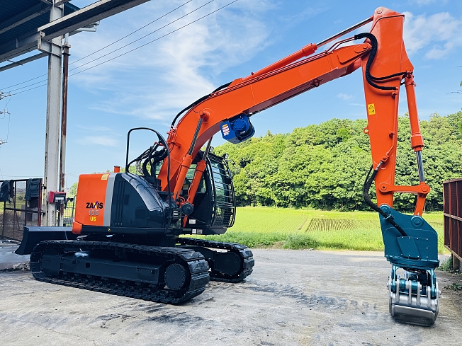 日立建機 ZX135US-3 | 千葉県の油圧ショベル(ユンボ) | BIGLEMON