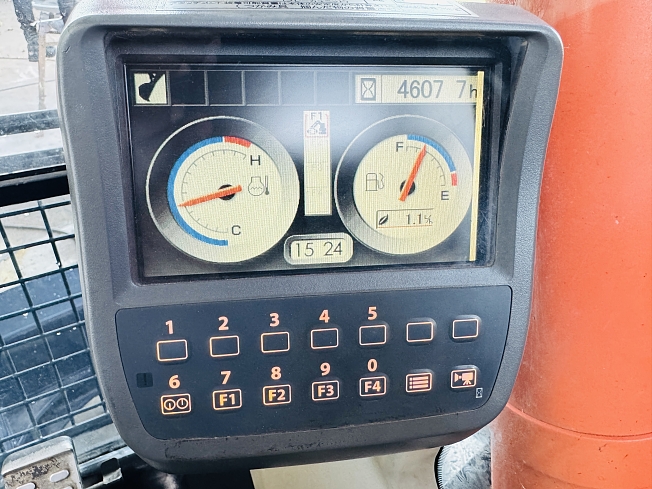 HITACHI ZX135US-3 (Excavators) at Chiba, Japan | Buy used