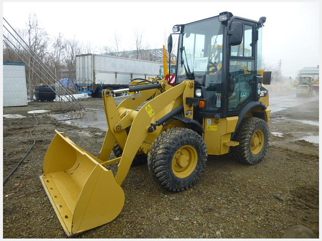 CAT 901C2 ホイールローダ ミニショベル