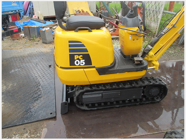 コマツ PC05-1A | 埼玉県のミニ油圧ショベル(ミニユンボ) | BIGLEMON