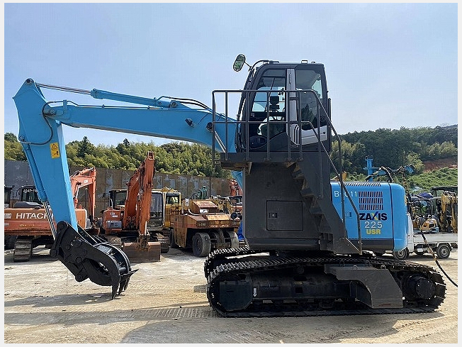 日立建機 ZX225USRE-3 | 福岡県の油圧ショベル(ユンボ
