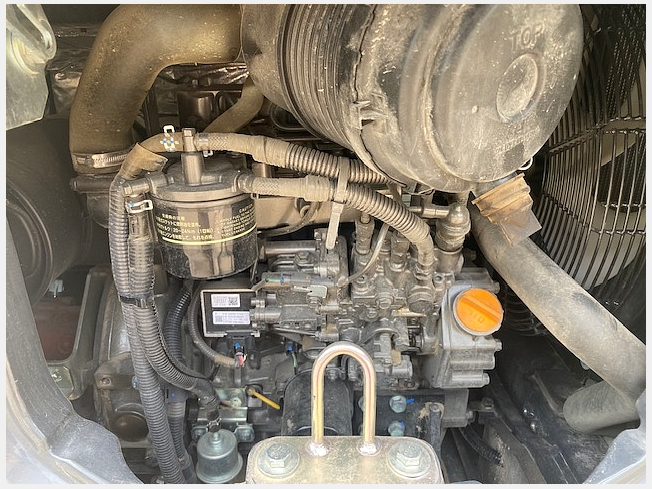 日立建機 ZX30UR-5B | 京都府のミニ油圧ショベル(ミニユンボ