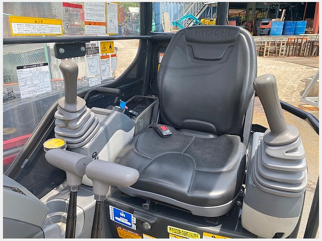 日立建機 ZX30UR-5B | 京都府のミニ油圧ショベル(ミニユンボ