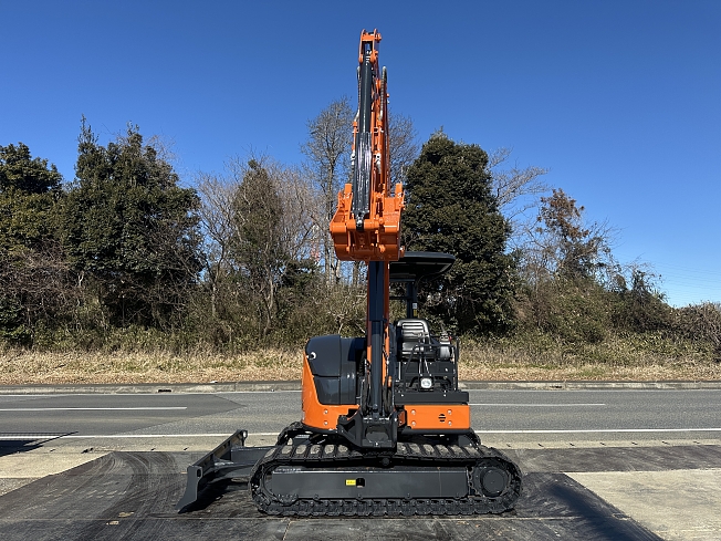 HITACHI ZX40U-5B (Mini excavators) at Chiba, Japan | Buy