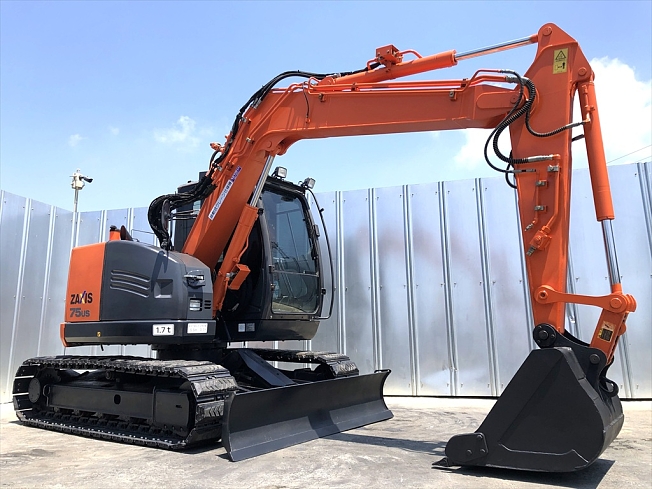 日立建機 ZX75US-5B | 兵庫県の油圧ショベル(ユンボ) | BIGLEMON