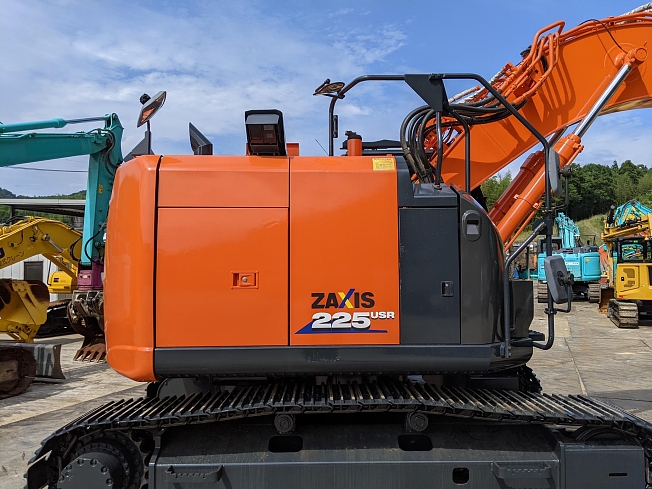 ムンビョル 日立建機 ZX225USRLCMH-5B | 兵庫県の油圧ショベル(ユンボ