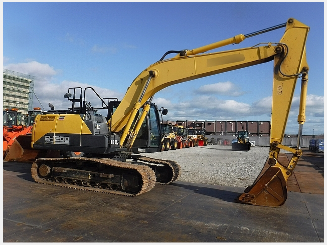 模型製作用品 SUMITOMO SH200-7 住友建機 ミニチュア 油圧ショベル ＜SH200-7＞ : カイノス