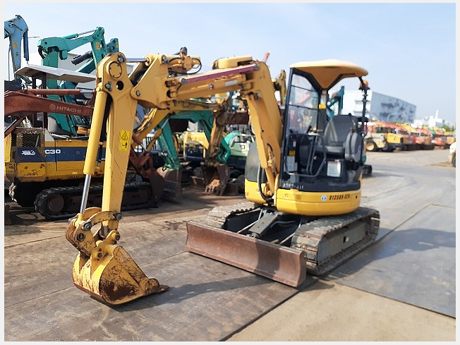 コマツ PC30UU-5 | 兵庫県のミニ油圧ショベル(ミニユンボ) | BIGLEMON