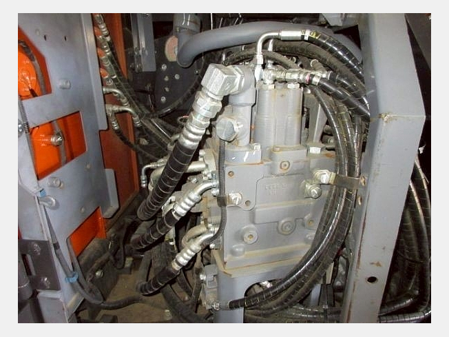 yu出品 日立建機 ZX135US-6 | 広島県の油圧ショベル(ユンボ) | BIGLEMON