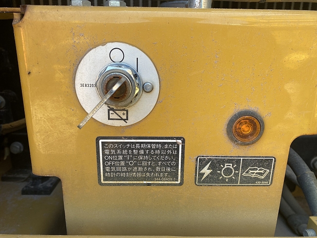 油圧ショベル キャタピラー 320 ICT完全対応。次世代油圧ショベル 320| 日本キャタピラー