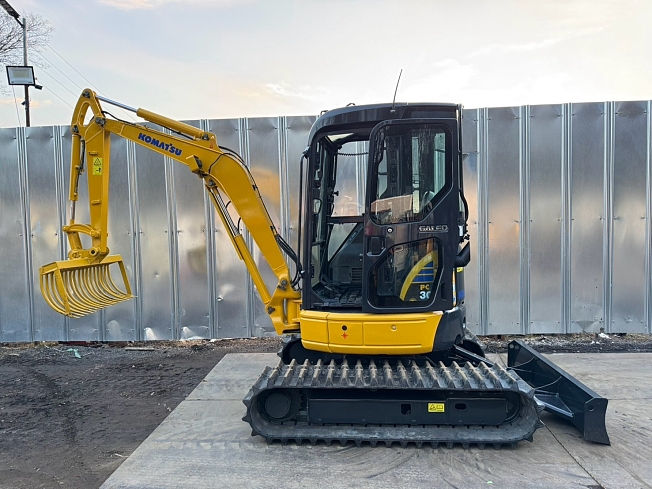 komatsu コマツ ミニショベル ユンボ PC30MR-2☆引き取り限定☆愛知県江南市 komatsu コマツ ミニショベル ユンボ PC30MR-2☆引き取り限定☆愛知県