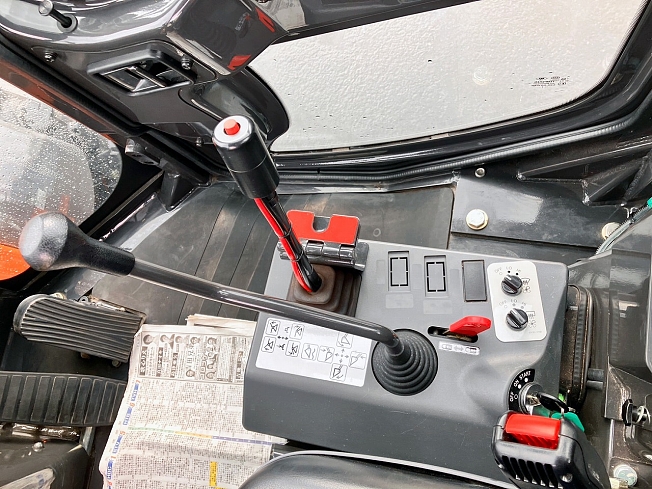 日立建機 ZW40-5B | 北海道のタイヤショベル(ホイールローダー