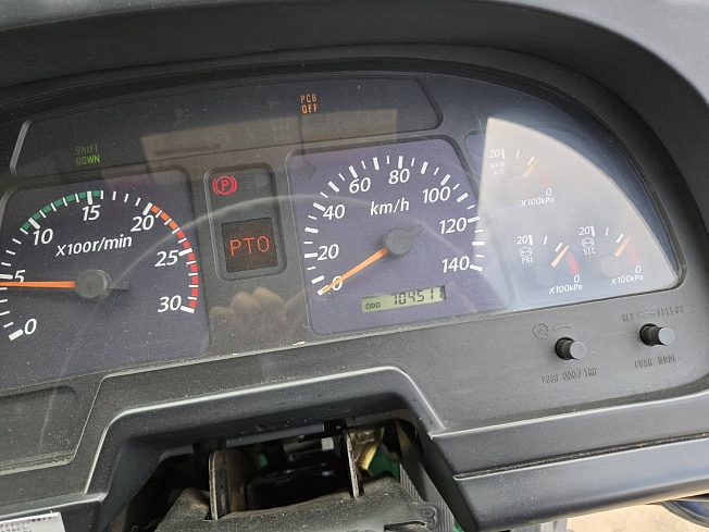 いすゞ 2PG-FRR90S2 | 北海道のクレーン車 | BIGLEMON（ビッグ