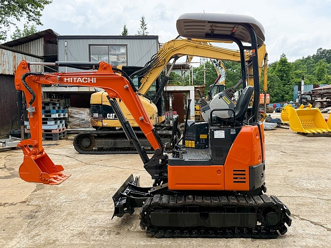 HITACHI ZX17U-5A (Mini excavators) at Hiroshima, Japan | Buy