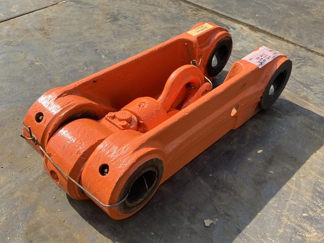 頭部が重機のような異形コガネ　Coptorhina sp 13,5mm HITACHI Others (Used Parts) at Aichi, Japan | Buy used