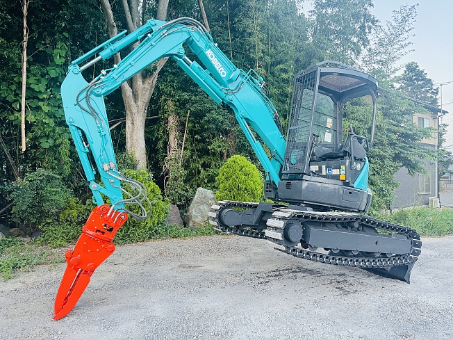 Z-0050】コベルコ SK30UR-5 ミニ油圧ショベル ユンボ バックホー 3t