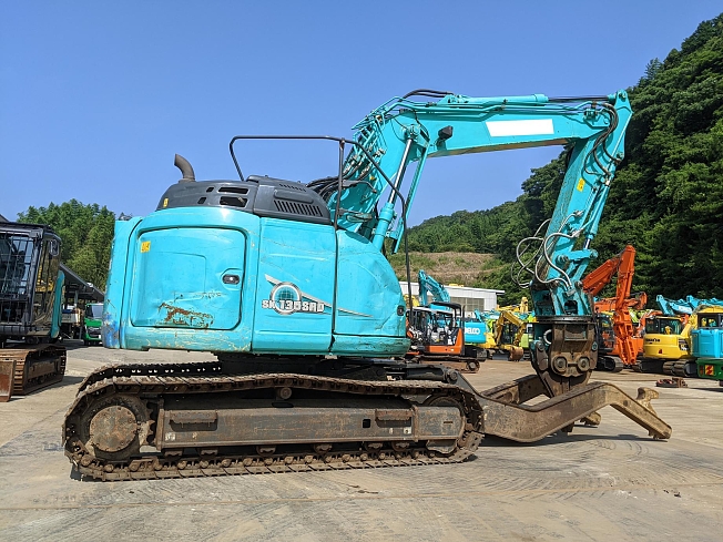 KOBELCO SK135SRD-5 本体のみ Japanese Used Excavators KOBELCO SK135SRD-5 TOKU WORLD BE1930
