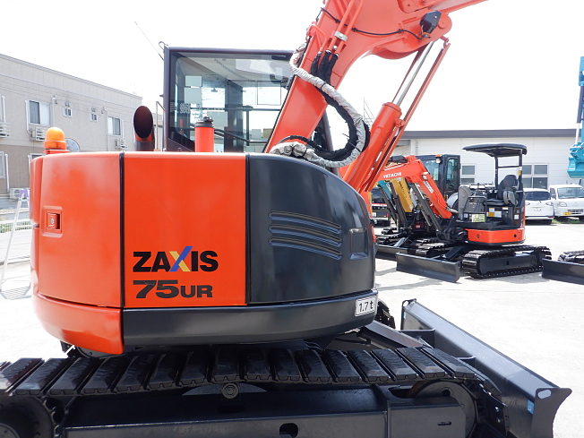 日立建機 ZX75UR-5B | 長野県の油圧ショベル(ユンボ) | BIGLEMON