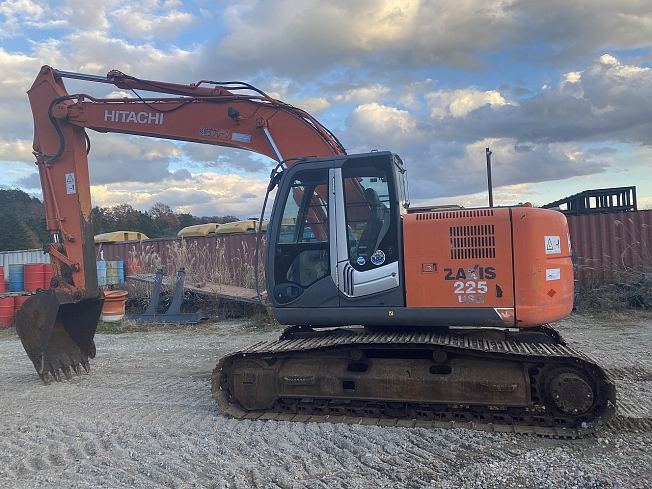 HITACHI ZX225USR-3 (Excavators) at Tochigi, Japan | Buy used