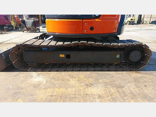 HITACHI ZX55UR-5B (Mini excavators) at Chiba, Japan | Buy