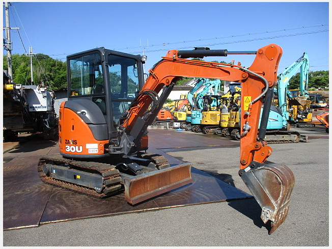 日立建機 ZX30U-5B | 大阪府のミニ油圧ショベル(ミニユンボ