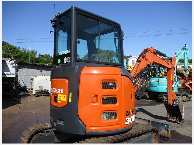 日立建機 ZX30U-5B | 大阪府のミニ油圧ショベル(ミニユンボ