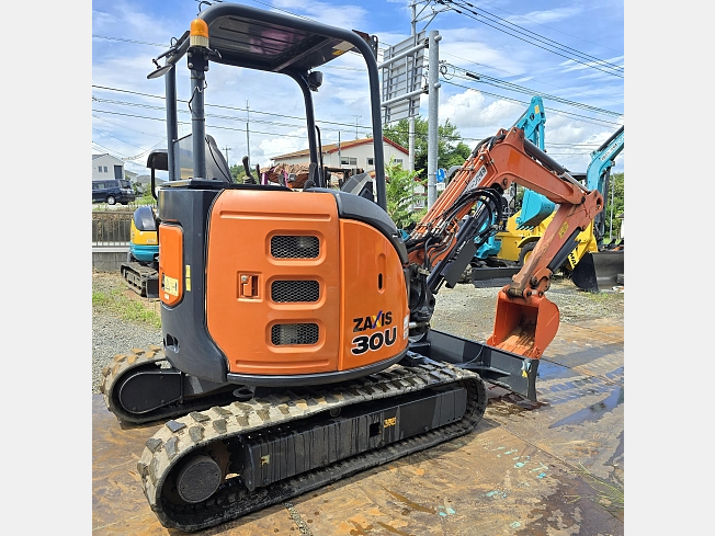 日立建機 ZX30U-5A | 熊本県のミニ油圧ショベル(ミニユンボ