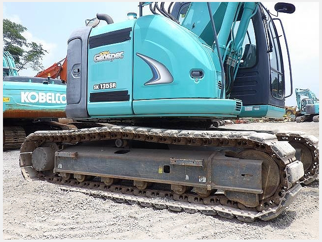 コベルコ建機　SK135SR 1/50 トイコー コベルコ建機SK135SR (その他のおもちゃ) 価格比較