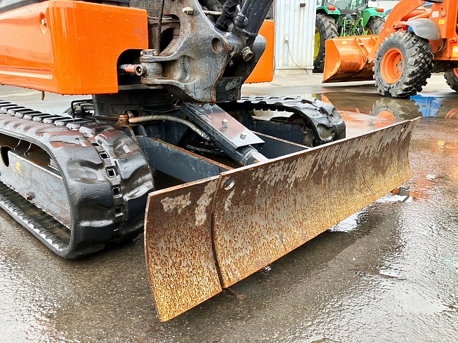 HITACHI ZX17U-5A (Mini excavators) at Hokkaido, Japan | Buy