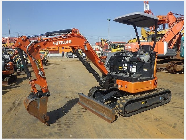 日立建機 ZX30UR-3 | 茨城県のミニ油圧ショベル(ミニユンボ