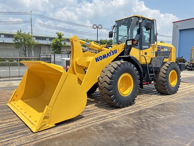 コマツ（KOMATSU）WING250（超美品）＆ タイヤローダーWA350 ケンキミュージアム | はたらくくるま・けんせつきかいの