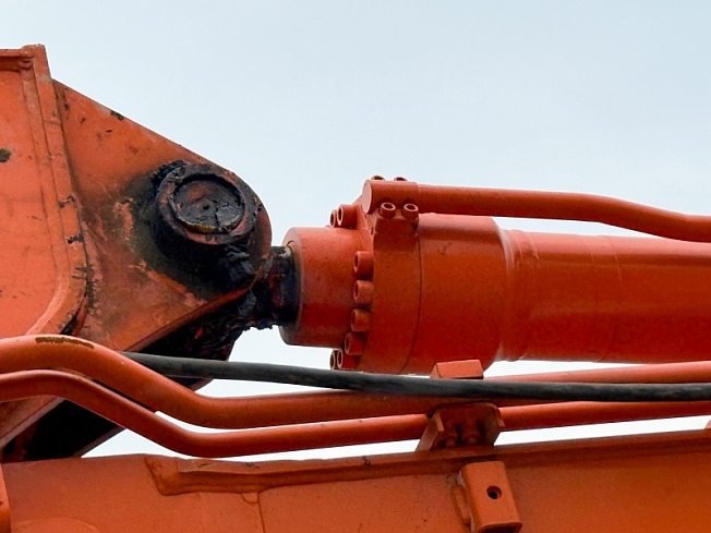 ⭐︎るゆひ⭐︎ 日立建機 ZX225USRLCK-6 | 広島県の油圧ショベル(ユンボ