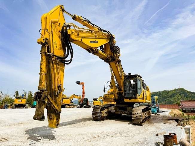 KOMATSU PC450(LC)-11 (Excavators) at Hiroshima, Japan | Buy used