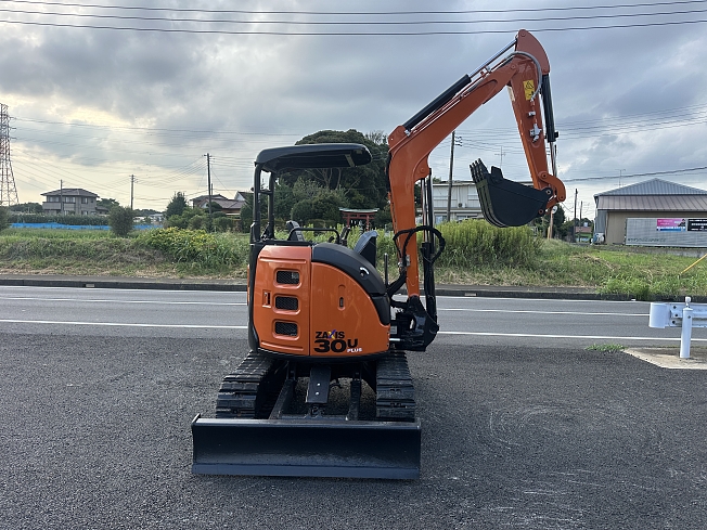 日立建機 ZX30U-5B | 千葉県のミニ油圧ショベル(ミニユンボ