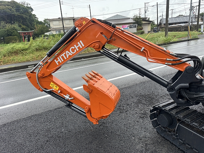 日立建機 ZX30U-5B | 千葉県のミニ油圧ショベル(ミニユンボ