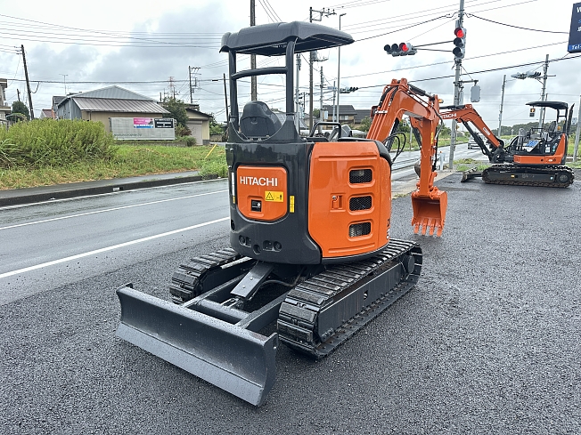 日立建機 ZX30U-5B | 千葉県のミニ油圧ショベル(ミニユンボ