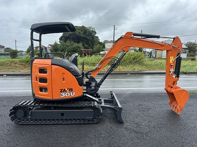 HITACHI ZX30U-5B (Mini excavators) at Chiba, Japan | Buy
