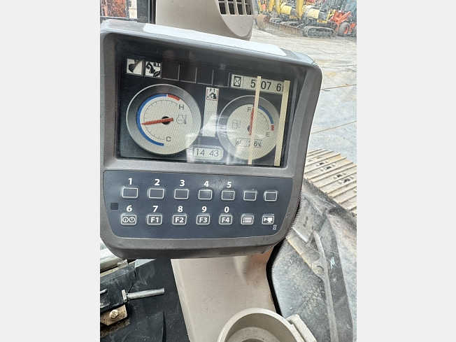日立建機 ZX210LCK-3 | 千葉県の油圧ショベル(ユンボ