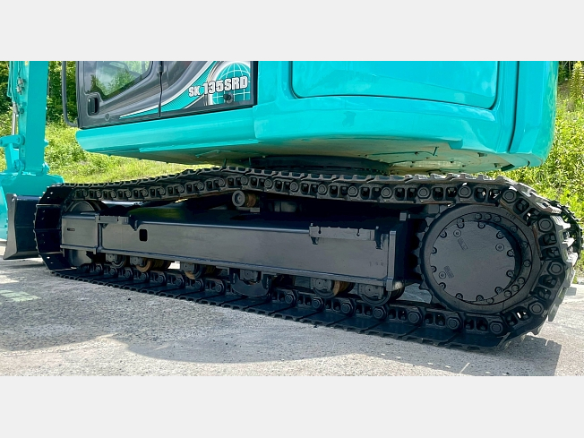 KOBELCO SK135SRD-5 (Excavators) at Osaka, Japan | Buy used
